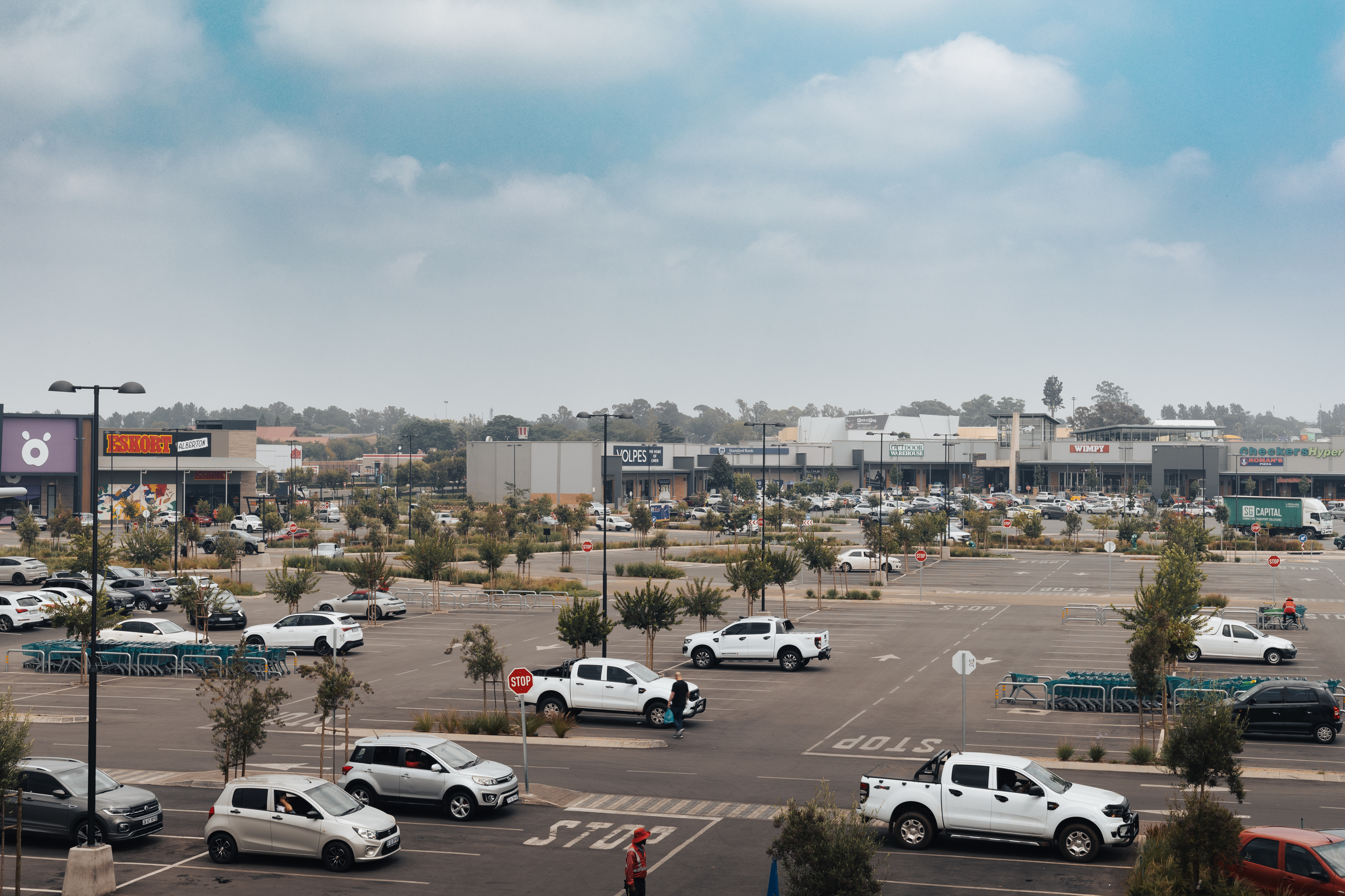 Shopping Centres – Newmarket Shopping Center